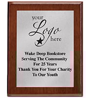 Walnut Glossed Plaque With Silver Matte Plate